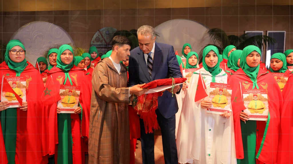 بالصور.. عبد اللطيف حموشي يحتفي بطلبة التعليم العتيق في الأبواب المفتوحة للأمن الوطني بالرباط